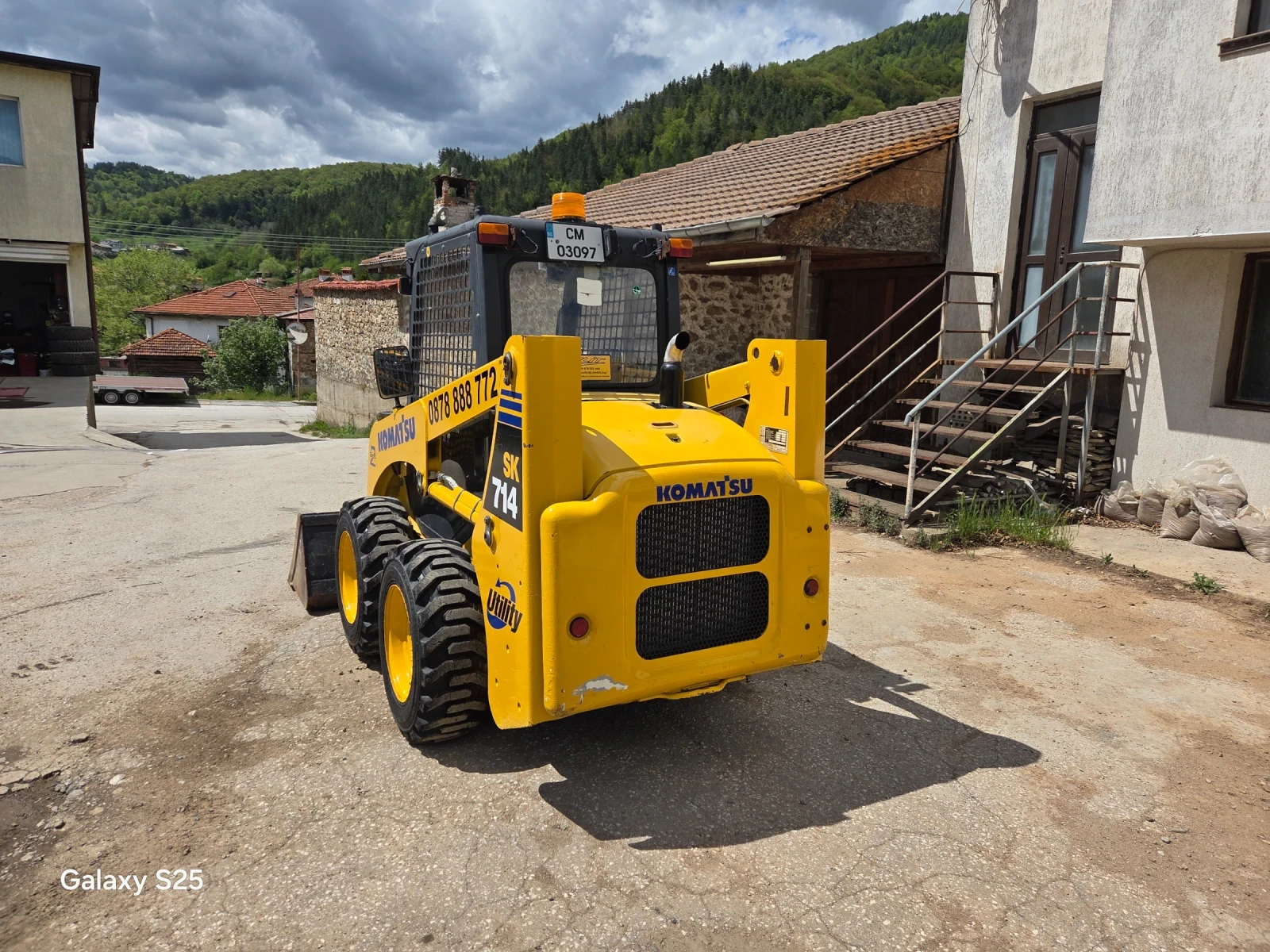 Мини челни товарачи Komatsu SK 714, снимка 4 - Индустриална техника - 54554879