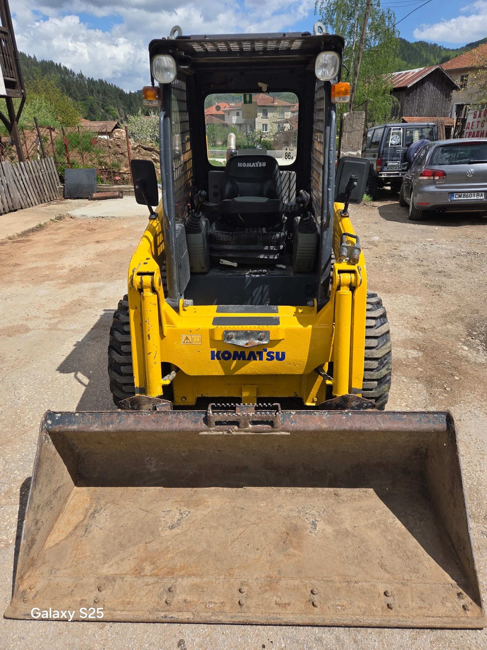 Мини челни товарачи Komatsu SK 714, снимка 6 - Индустриална техника - 54554879