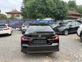 Toyota Camry SE HEV, снимка 5