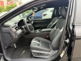 Toyota Camry SE HEV, снимка 9