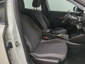 Peugeot 2008 50 kWh Active Pack, снимка 11