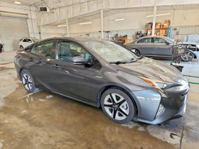 Toyota Prius 1.8l Four Touring, снимка 4