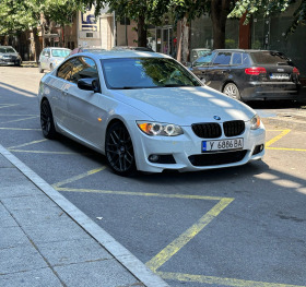BMW 330, снимка 14 - Автомобили и джипове - 45795010