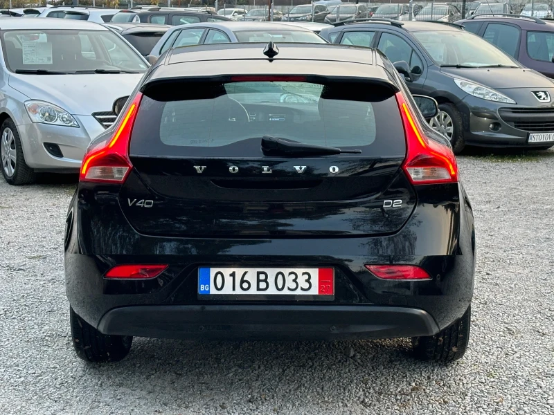 Volvo V40 2.0 D2, снимка 5 - Автомобили и джипове - 47764434