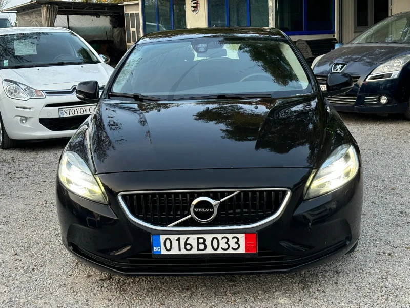 Volvo V40 2.0 D2, снимка 2 - Автомобили и джипове - 47764434