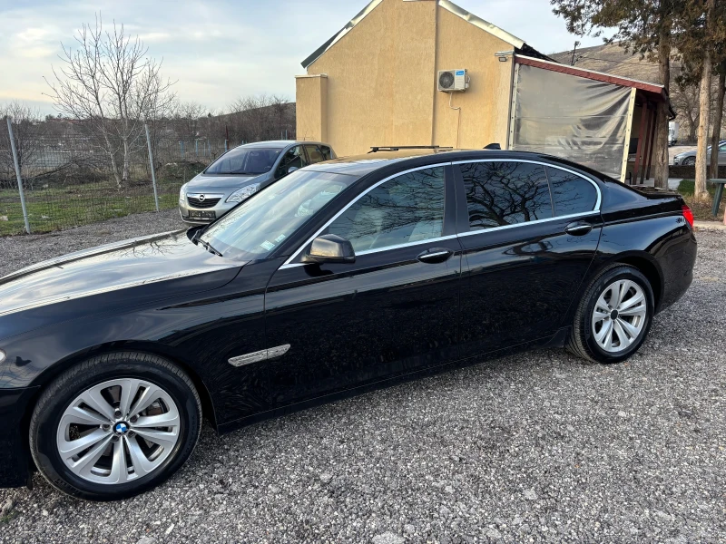 BMW 740 xDrive, COMFORT, снимка 2 - Автомобили и джипове - 48392926