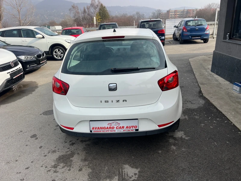 Seat Ibiza 1.4i бензин, снимка 3 - Автомобили и джипове - 49326258