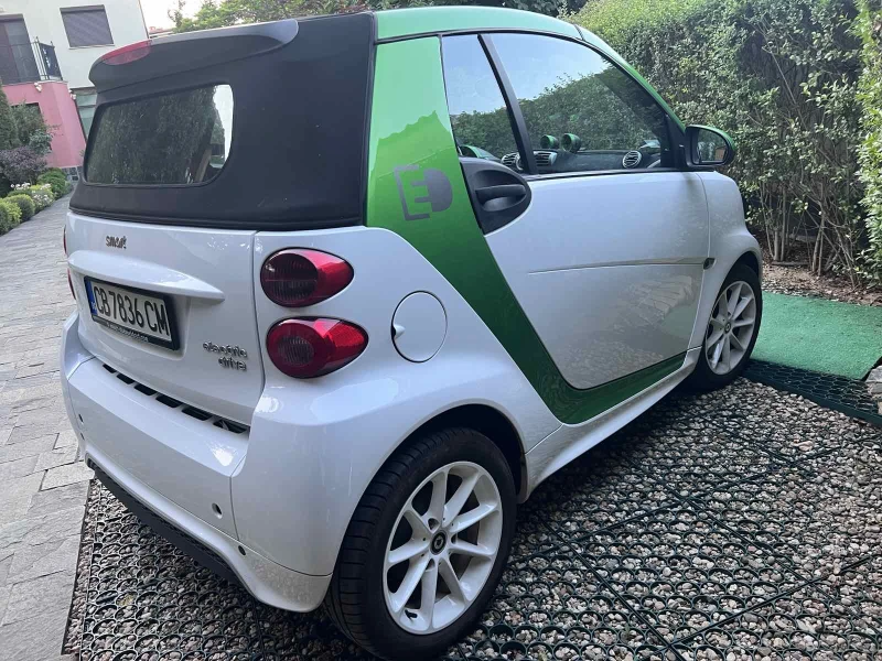 Smart Fortwo, снимка 3 - Автомобили и джипове - 52234182