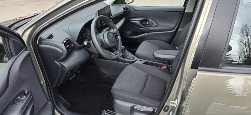 Mazda 2 УНИКАТ-2023 ГОД.-ХИБРИД-АВТОМАТ, снимка 11 - Автомобили и джипове - 53468090