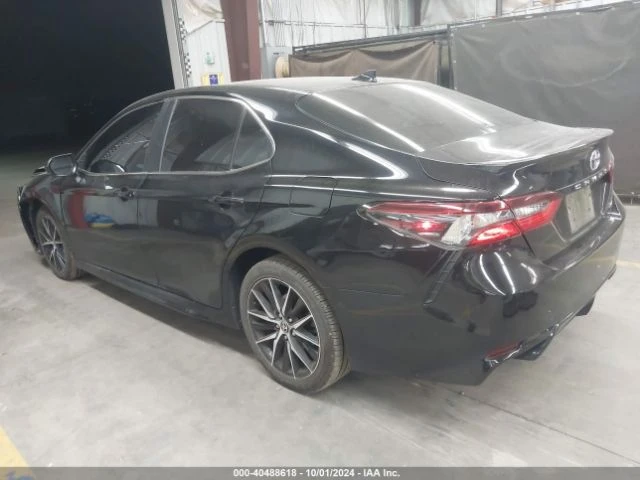 Toyota Camry  - изображение 4