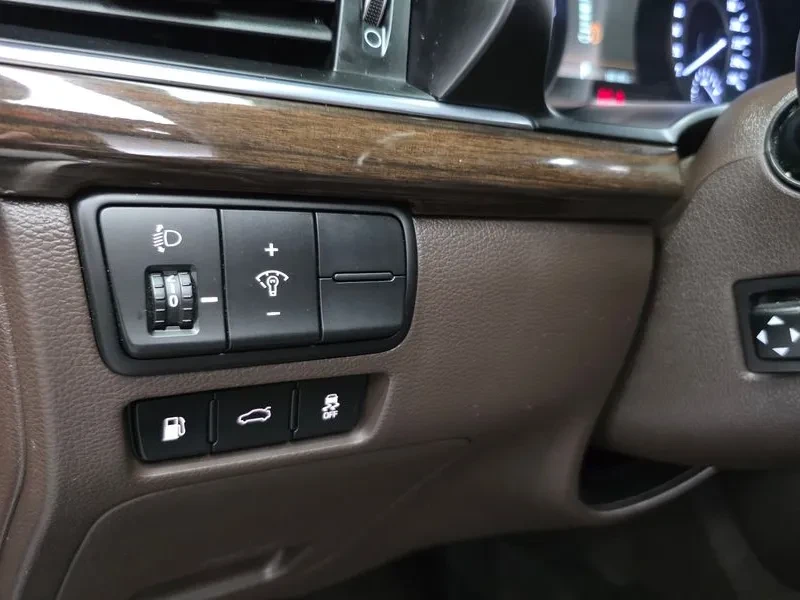 Kia K7 Hybrid Prestige, снимка 14 - Автомобили и джипове - 55278342