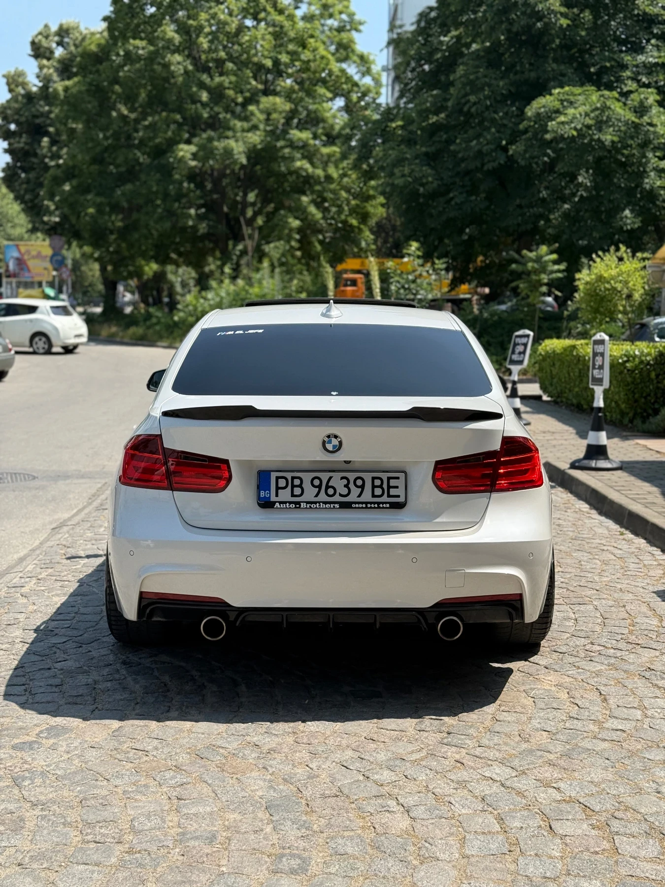 BMW 330 M-Tech / 19zoll / 258hp / Navi / 8ZF / Sunroof - изображение 6