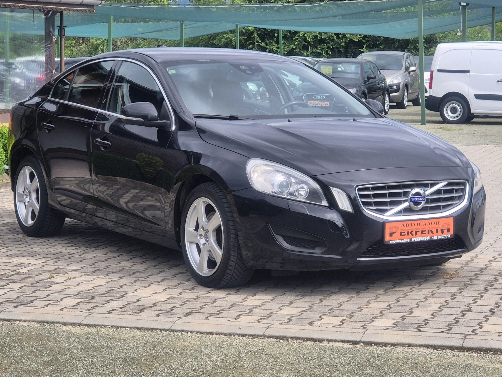 Volvo S60 2.0дизел 163к.с. - изображение 5