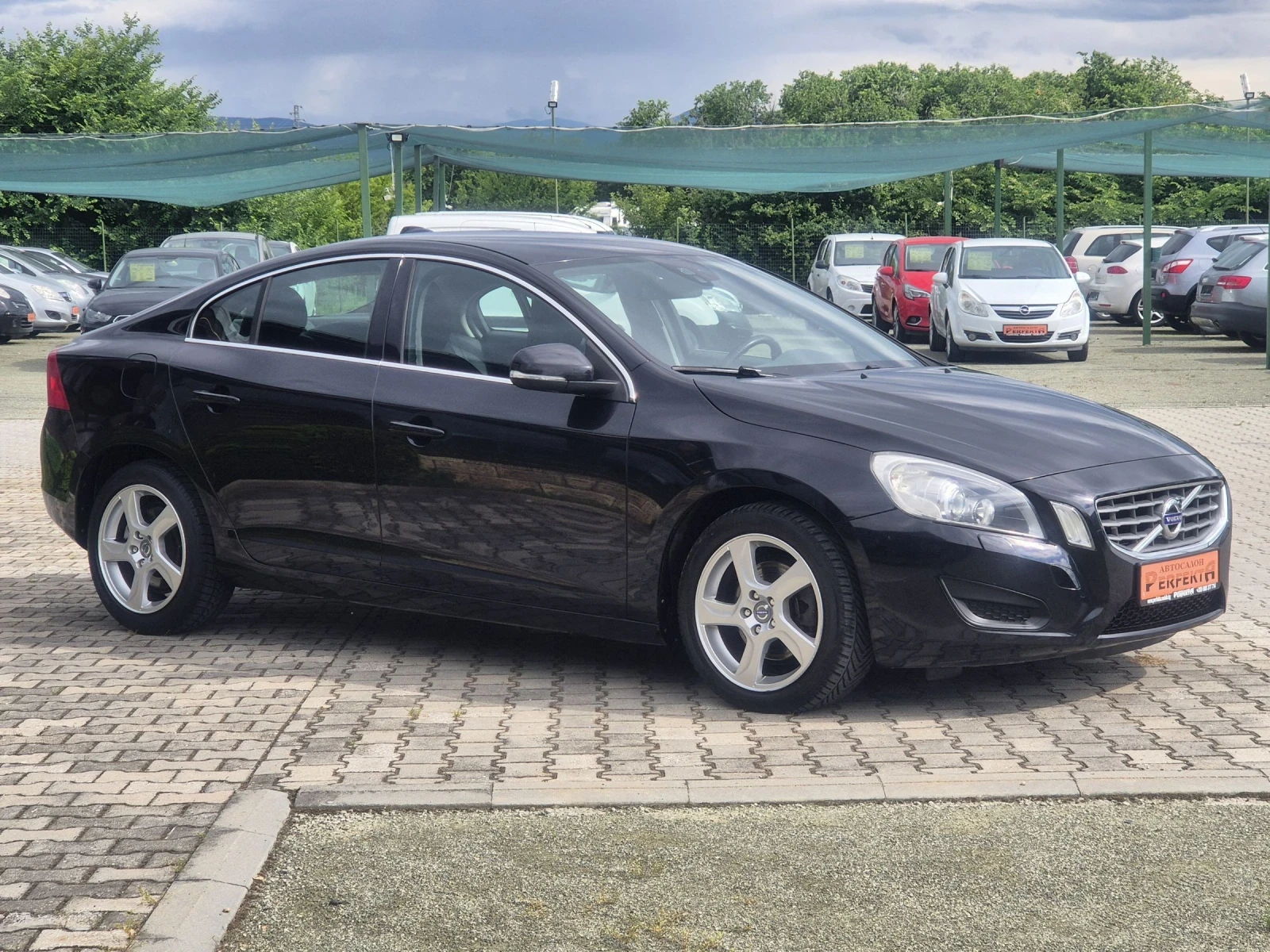 Volvo S60 2.0дизел 163к.с. - изображение 6