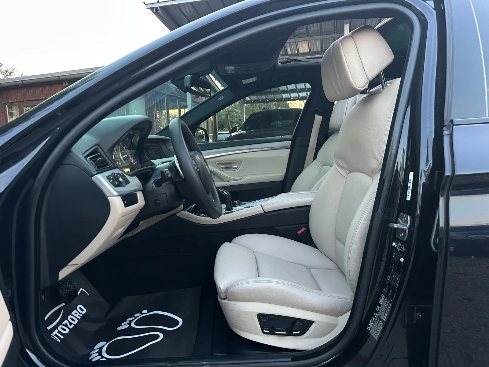 BMW 530 HEAD UP* M PAKET* ПАНОРАМА* KEYLESS* ПОДГРЕВ* КАМЕ - изображение 7
