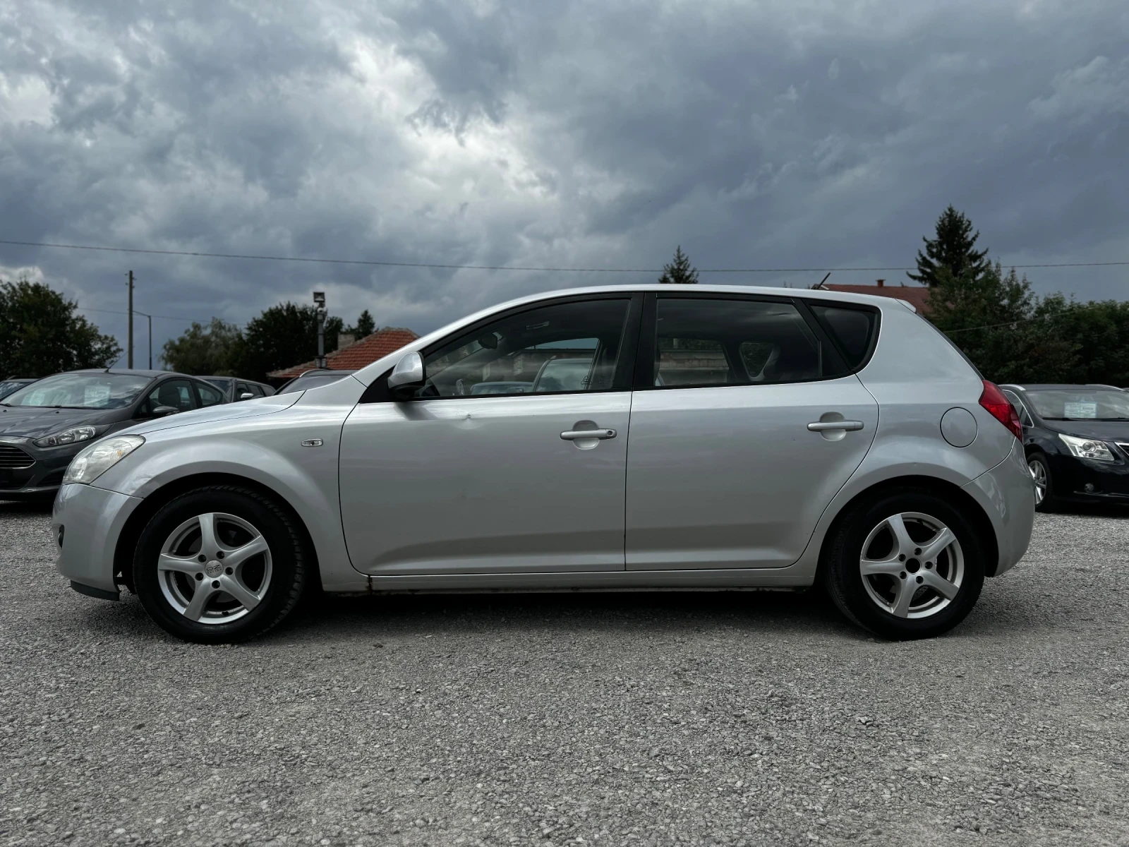 Kia Ceed 1.6d 115kc. - изображение 9