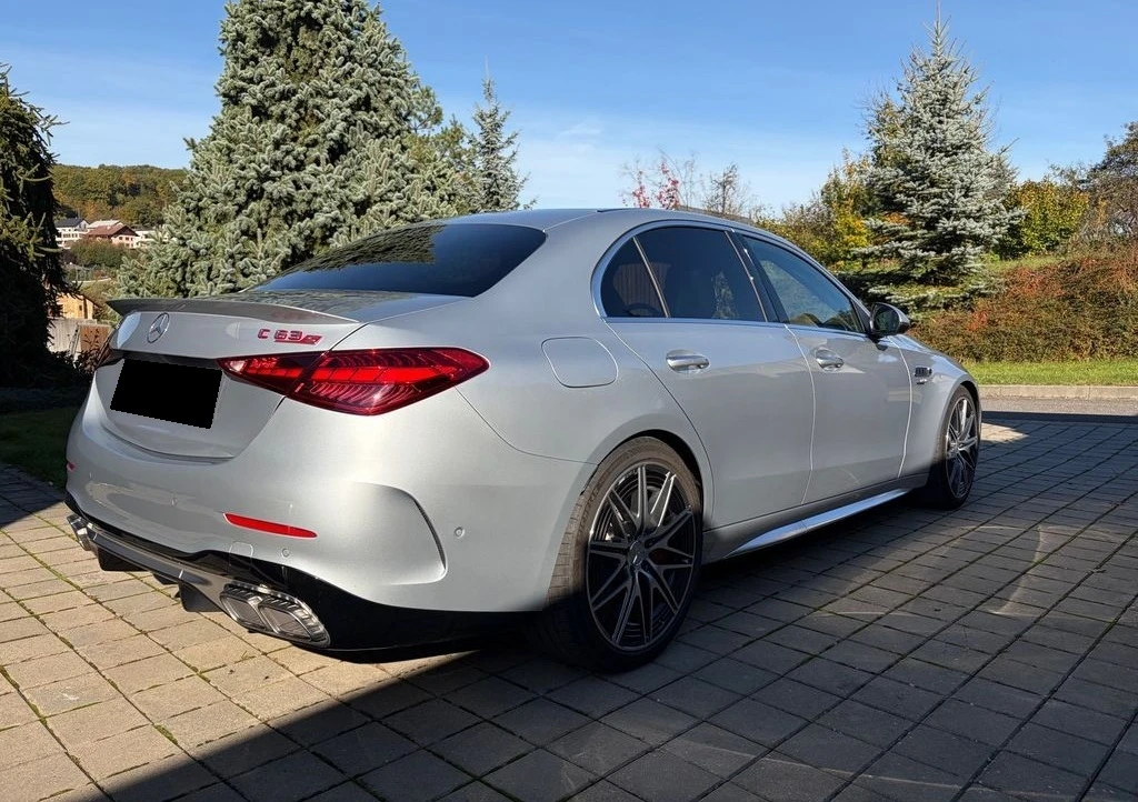 Mercedes-Benz C 63 AMG S E-Performance 4Matic+  - изображение 3