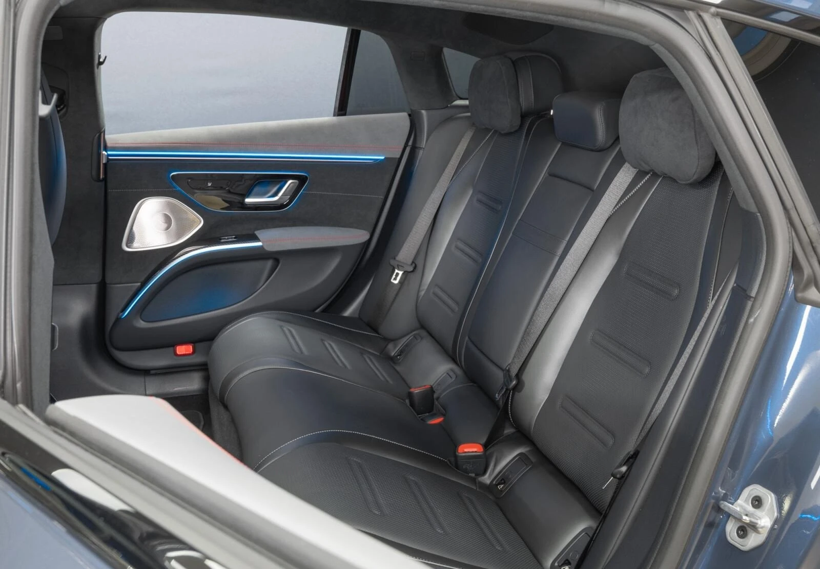 Mercedes-Benz EQS 53 AMG/4M/DYNAMIC PLUS/CARBON/HYPERSCREEN/BURM/360 | Mobile.bg � ����������� 16