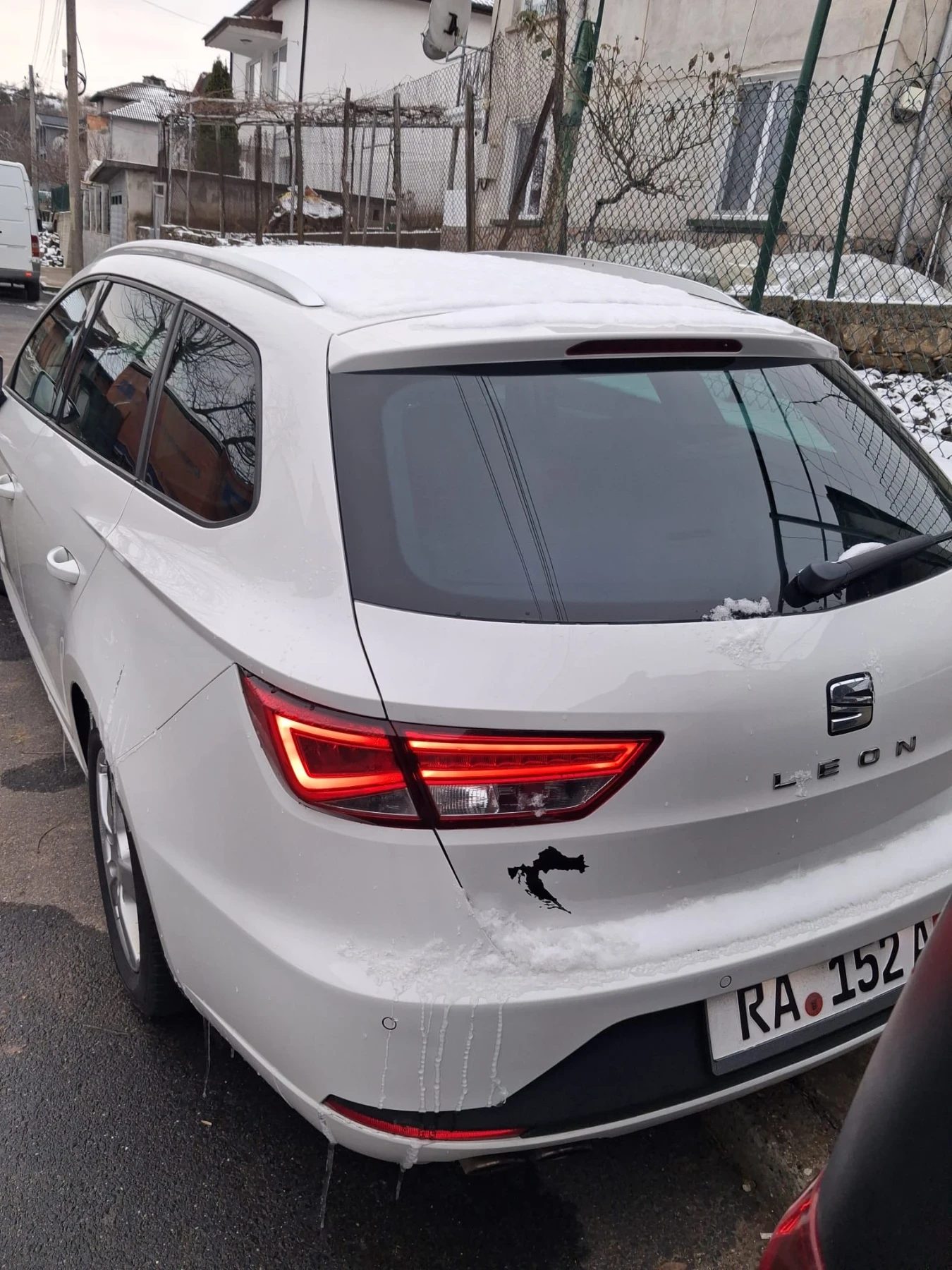 Seat Leon FR 2.0 184к.с - изображение 4