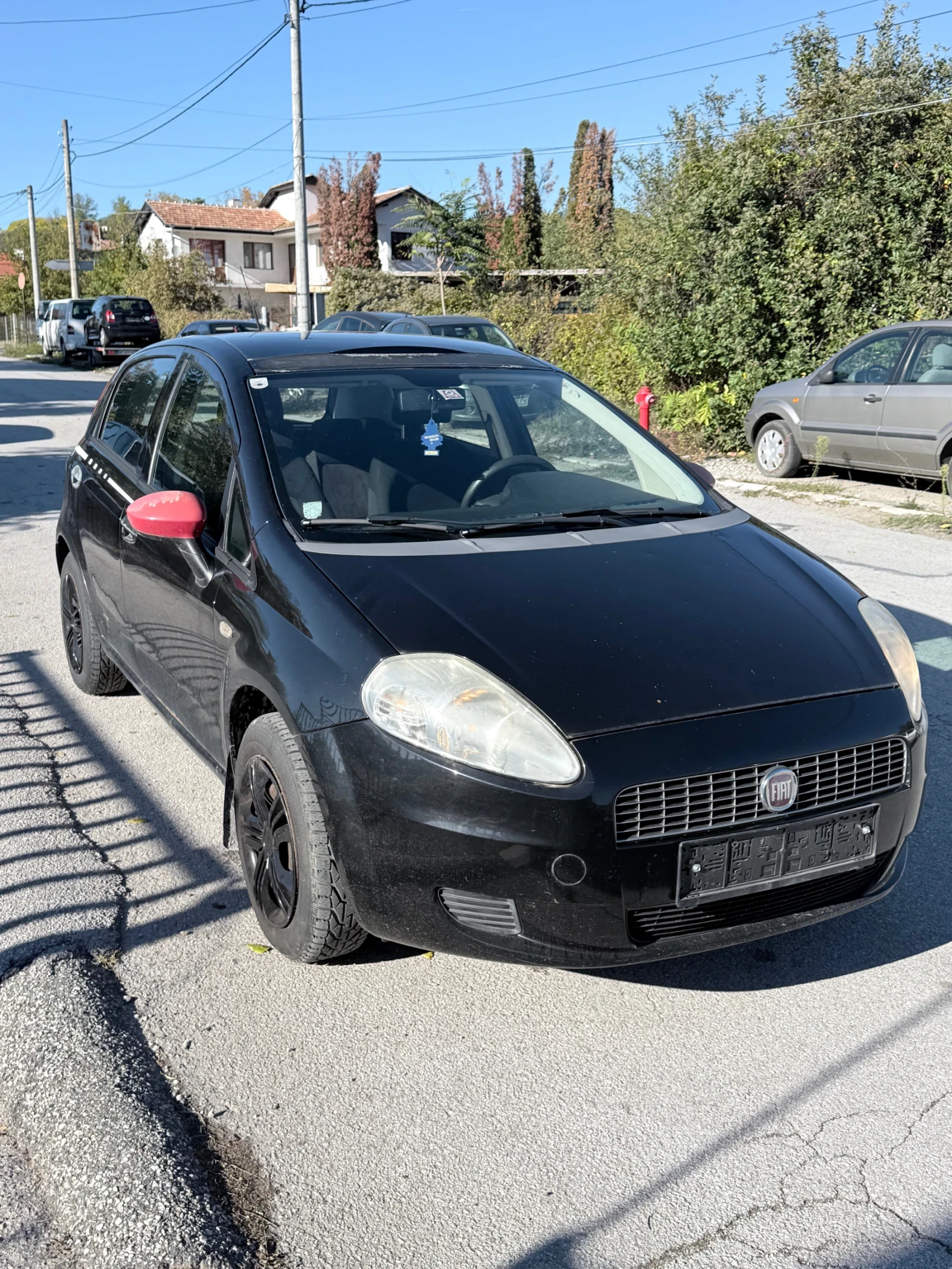 Fiat Punto 1.2i klima, снимка 2 - Автомобили и джипове - 53739856