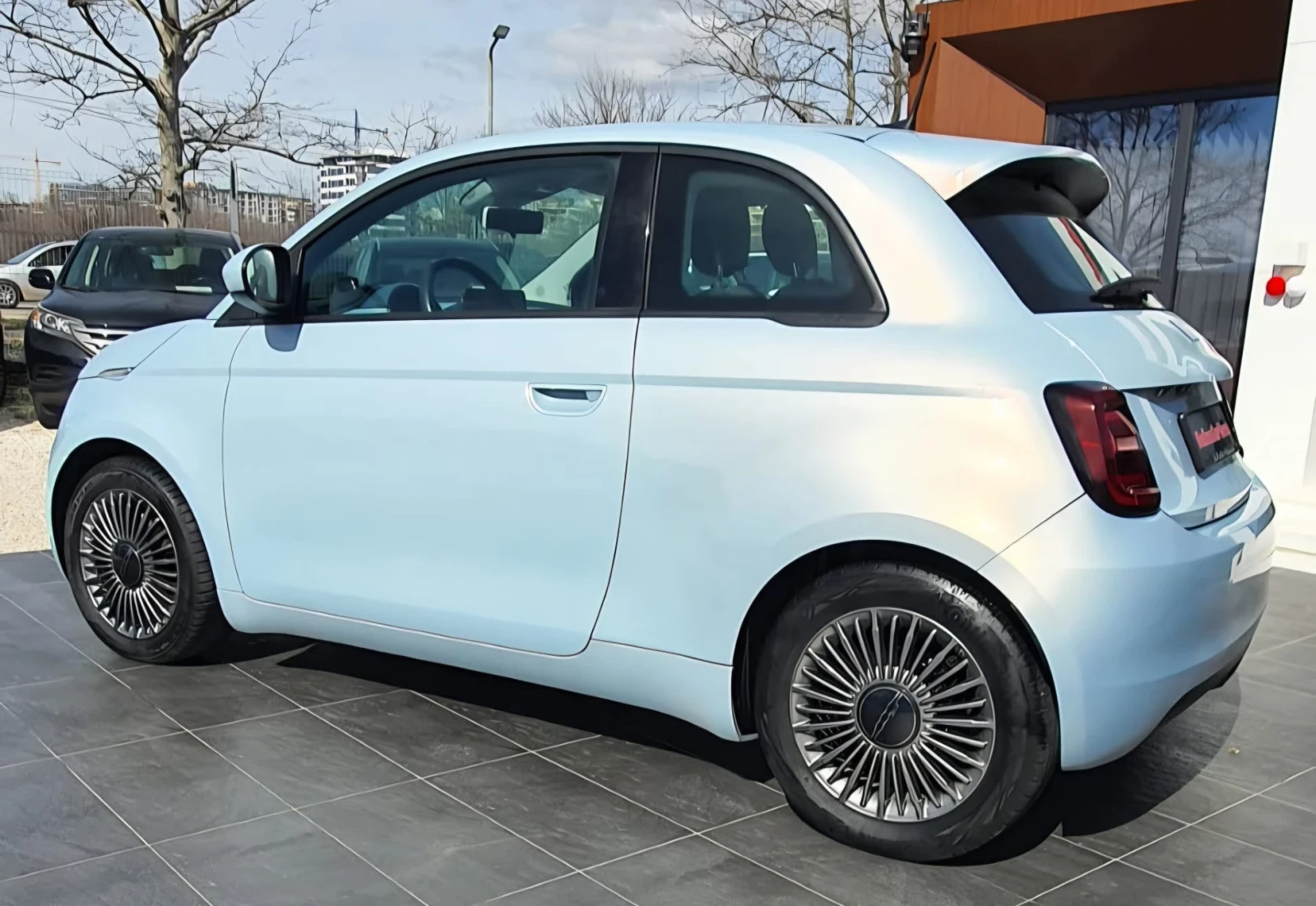 Fiat 500e ICON 42KW LONG RANGE, снимка 3 - Автомобили и джипове - 53761284