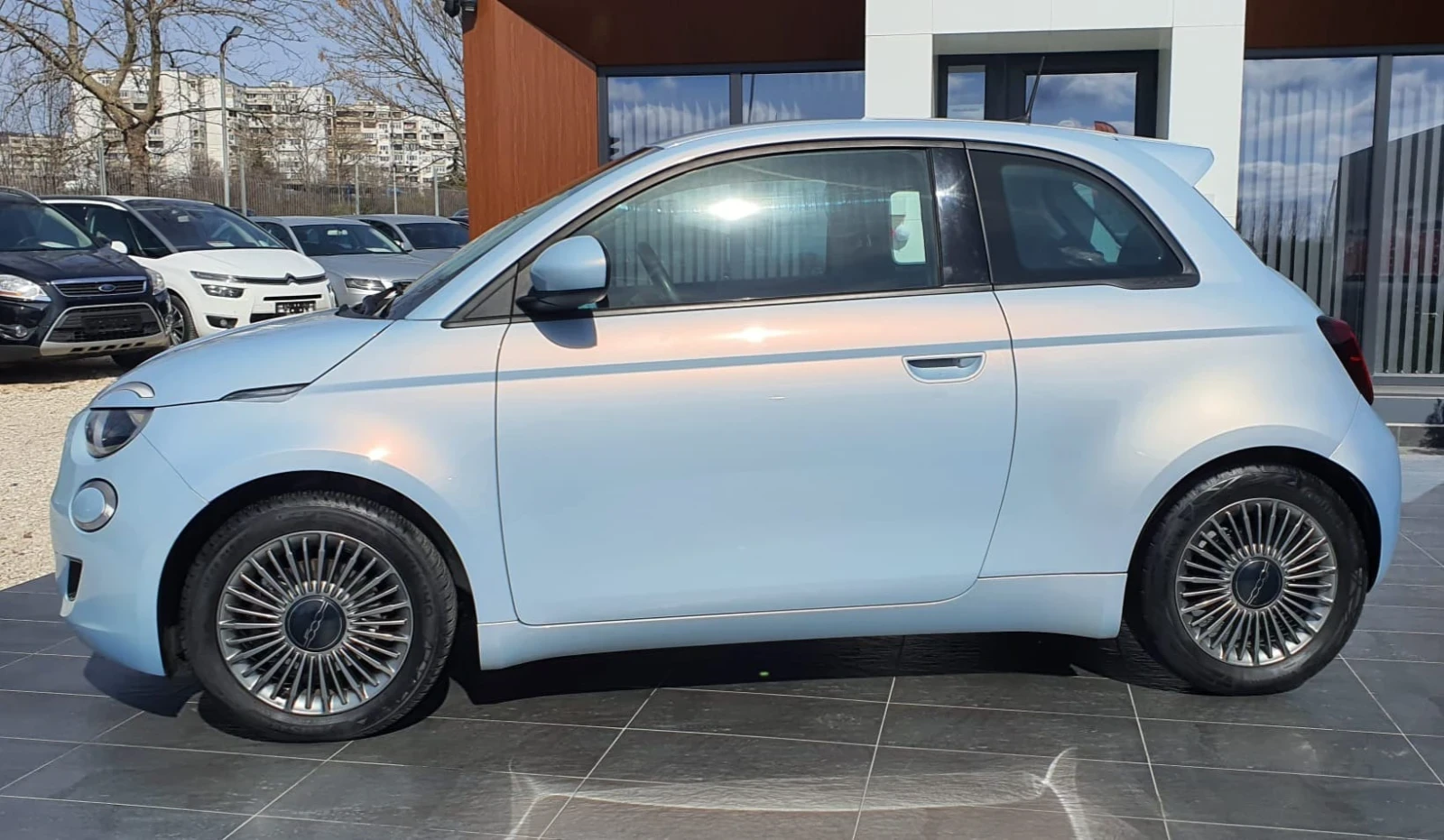 Fiat 500e ICON 42KW LONG RANGE, снимка 2 - Автомобили и джипове - 53761284