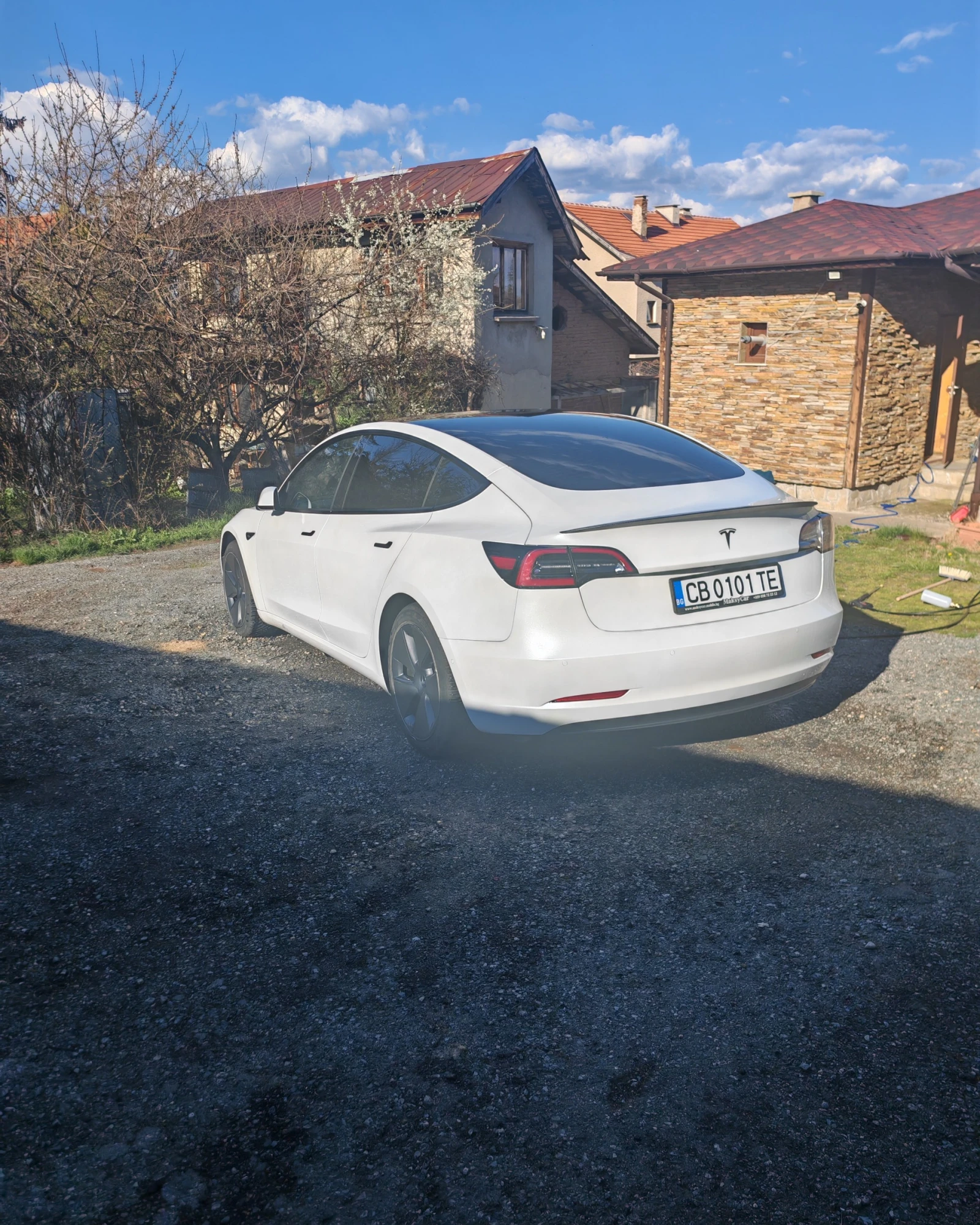Tesla Model 3 SR+ , снимка 4 - Автомобили и джипове - 54105387