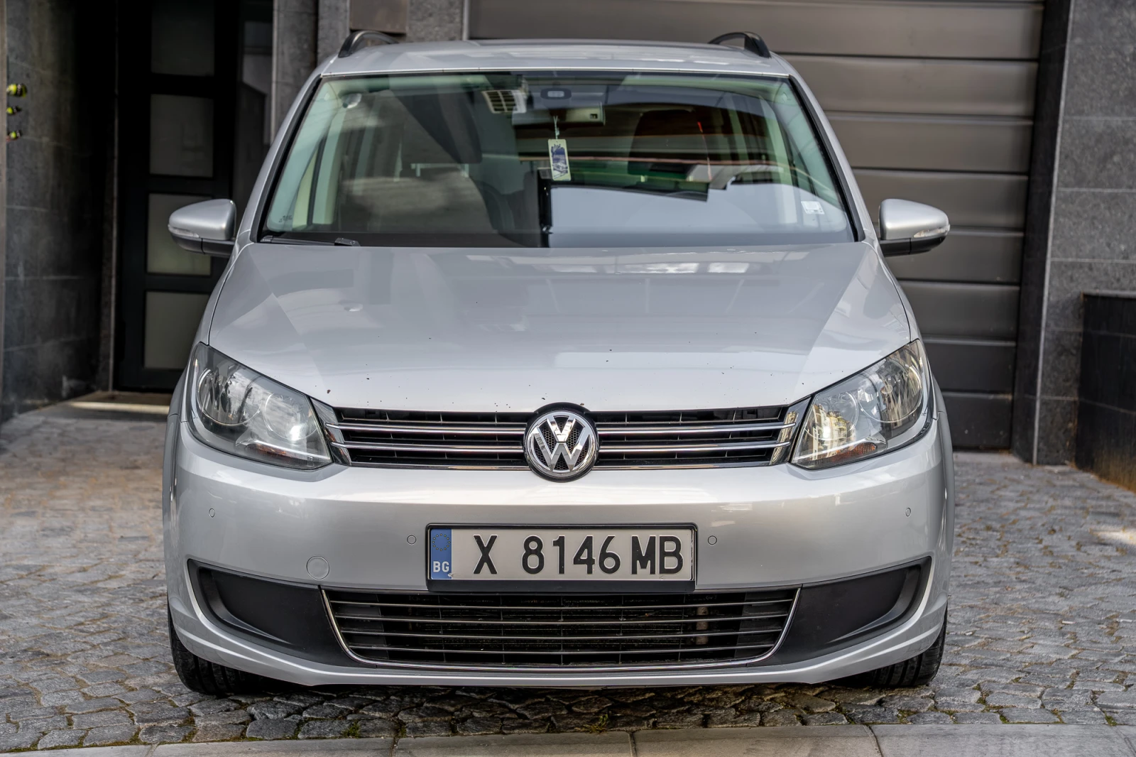 VW Touran 2.0TDI DSG, снимка 8 - Автомобили и джипове - 54579945