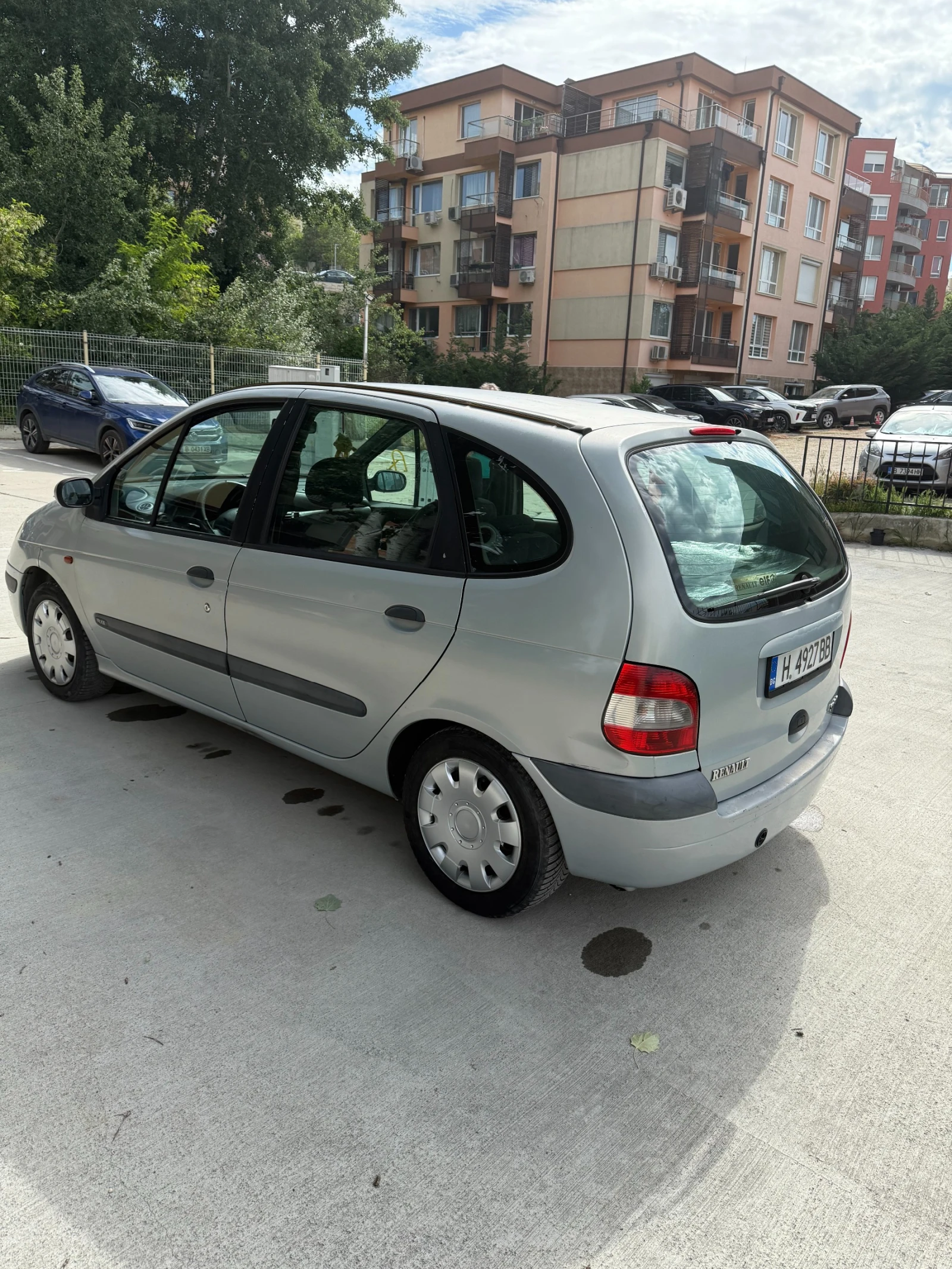 Renault Scenic, снимка 3 - Автомобили и джипове - 54863989
