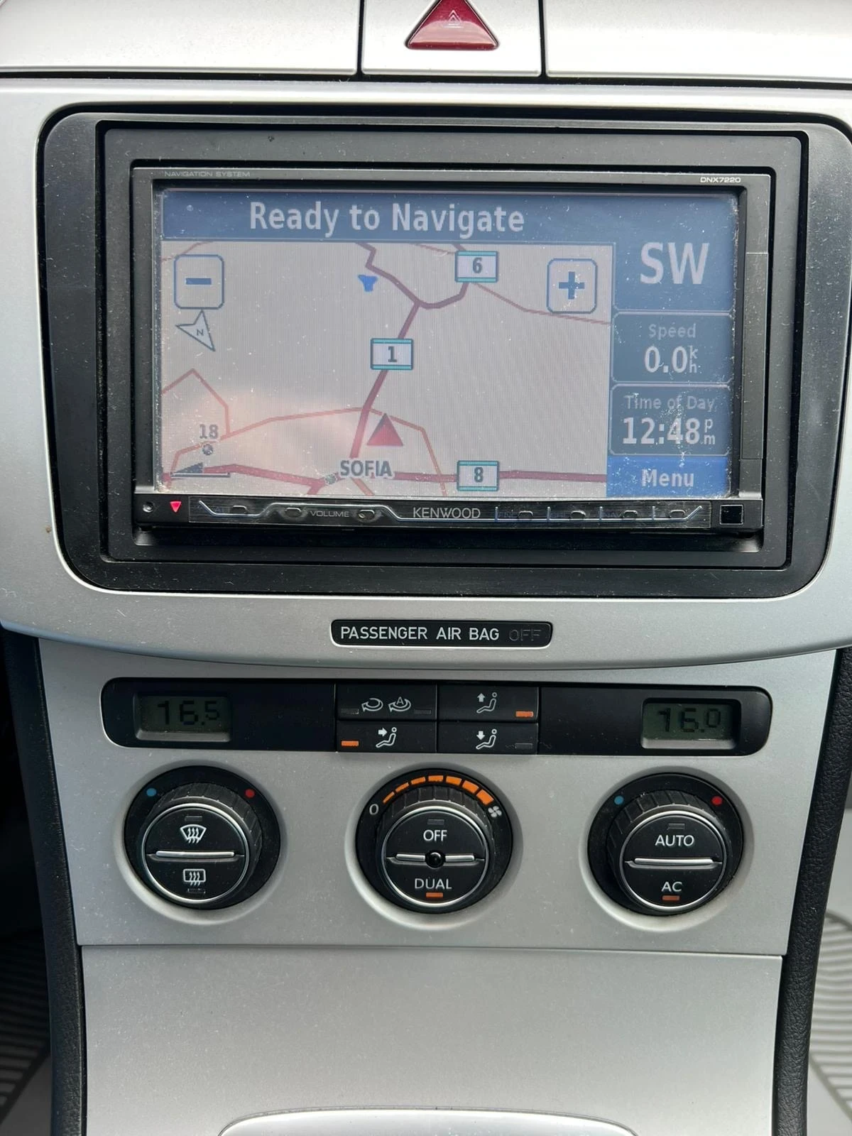 VW Passat 2.0TDi/4x4/NAVI, снимка 13 - Автомобили и джипове - 55012667