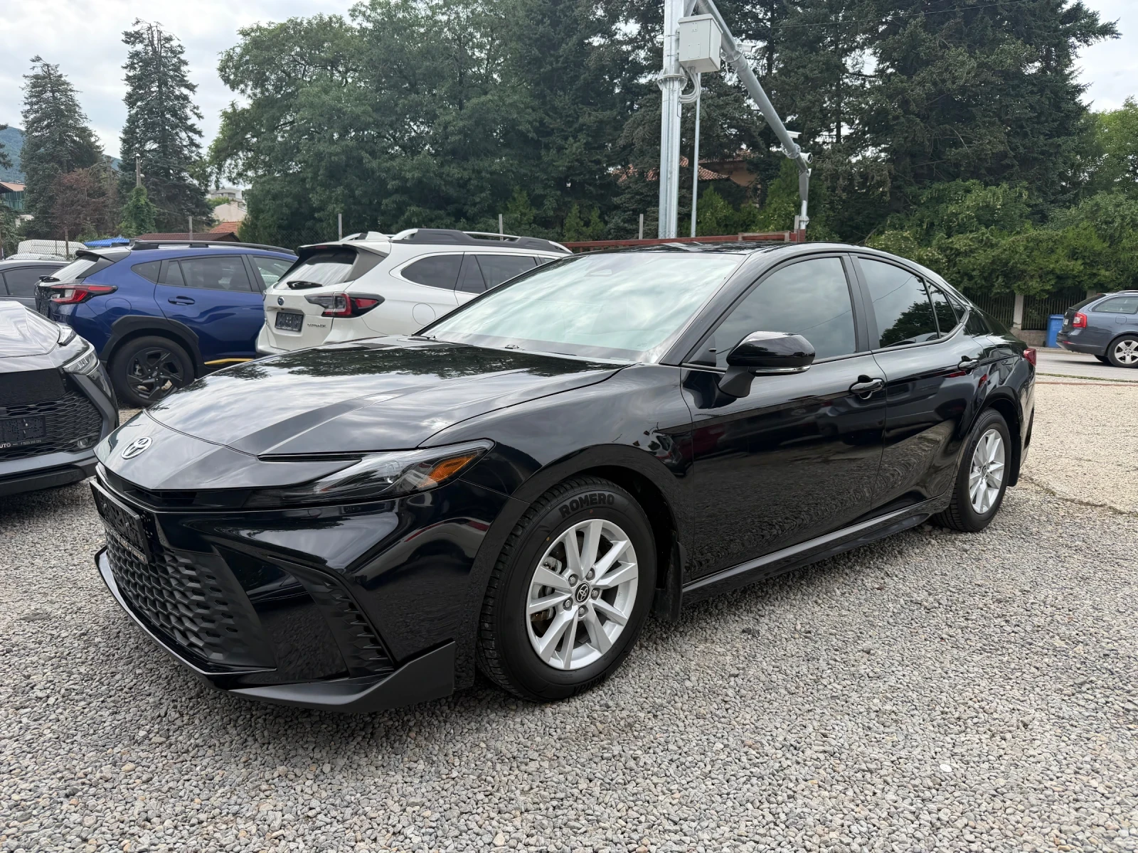 Toyota Camry SE HEV