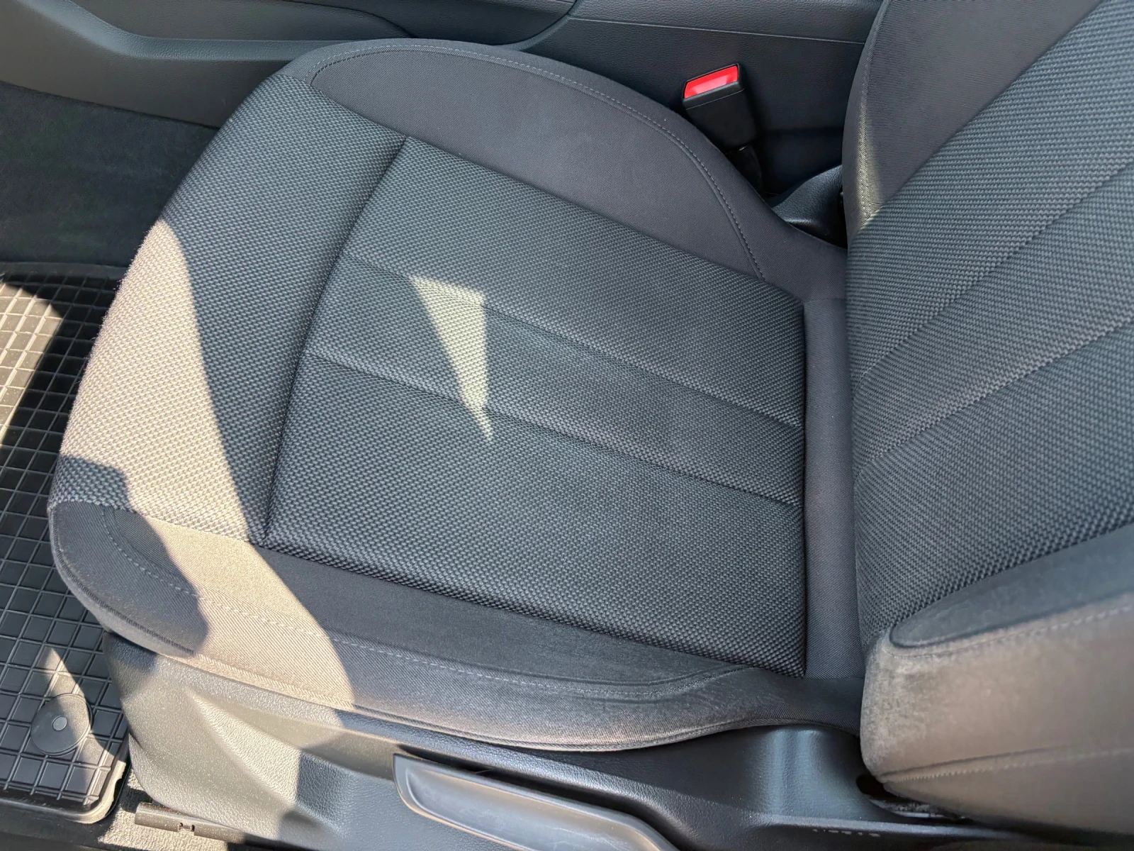 Audi A4 A4 Avant 40 TFSI ADVANCED S-Tronic, снимка 11 - Автомобили и джипове - 55351527