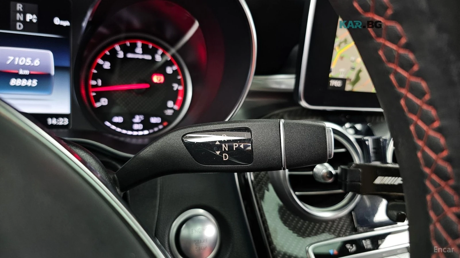 Mercedes-Benz C 63 AMG S* HUD* ЧЕРВЕНА КОЖА* 360, снимка 7 - Автомобили и джипове - 55709893