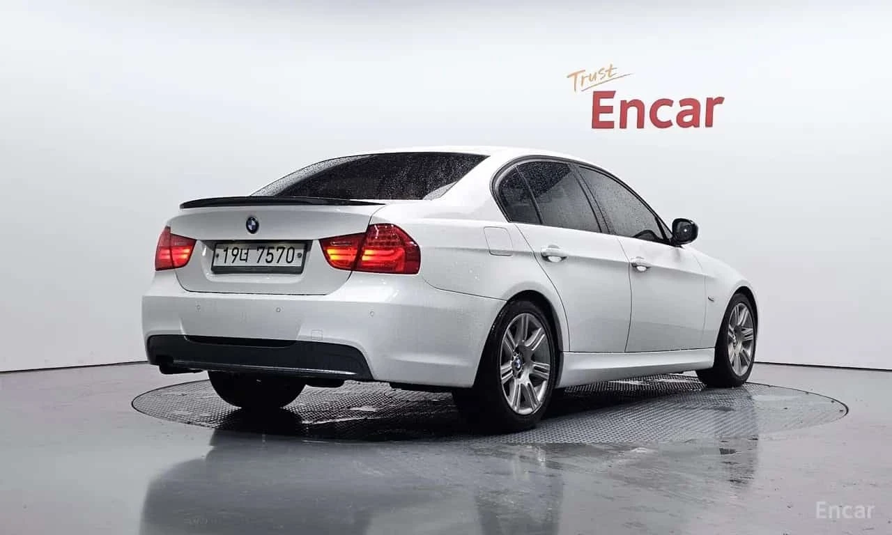 BMW 320 * 320d Sedan M Sport * ЦЕНА ДО БГ, снимка 2 - Автомобили и джипове - 55738343