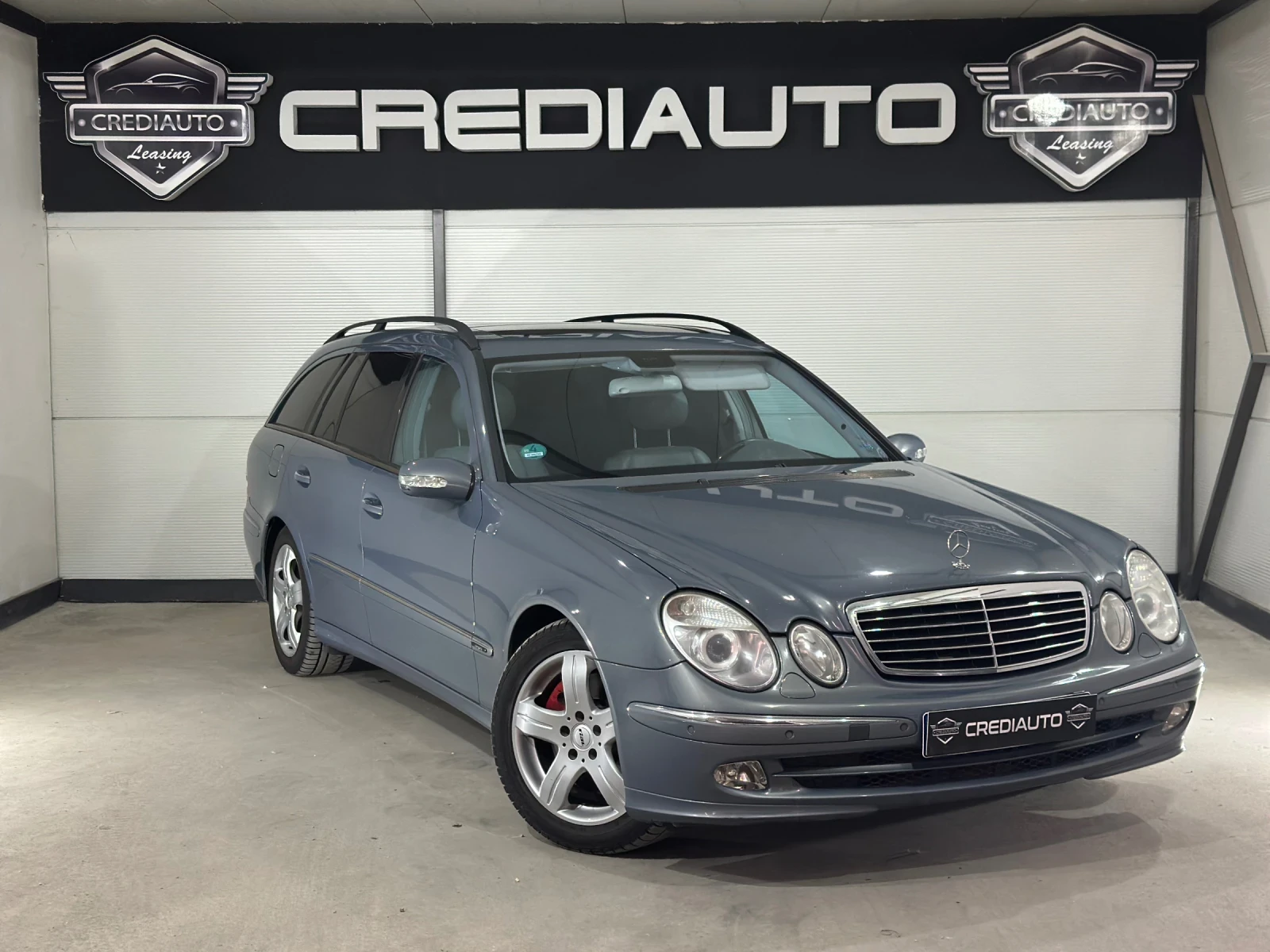 Mercedes-Benz E 500 4 Matic , снимка 3 - Автомобили и джипове - 55803341