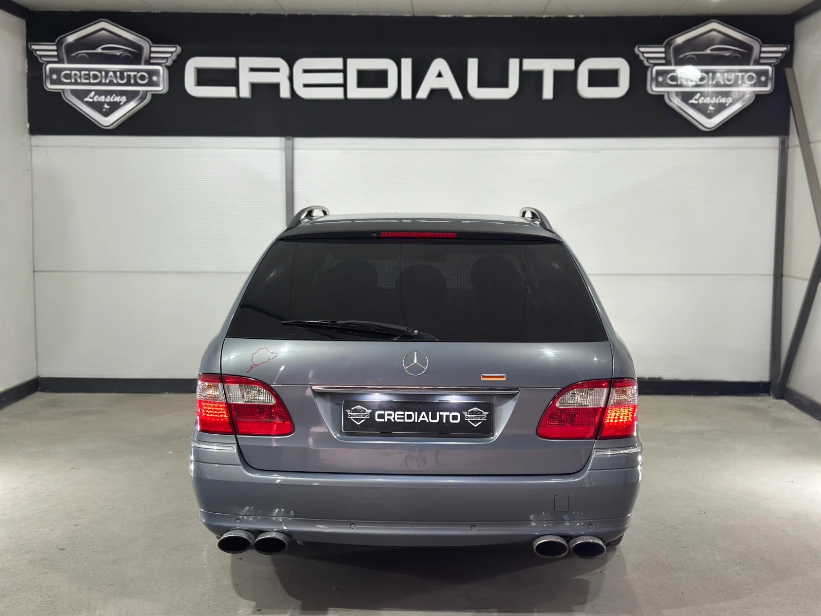 Mercedes-Benz E 500 4 Matic , снимка 5 - Автомобили и джипове - 55803341