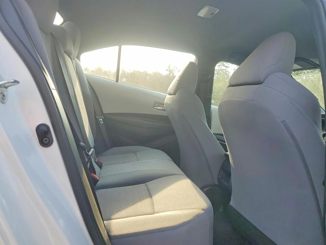 Toyota Corolla 2.0l Se, снимка 10 - Автомобили и джипове - 56042075
