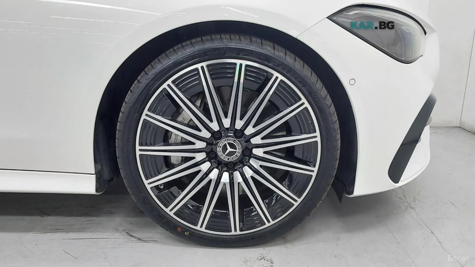 Mercedes-Benz CLE 450 CERTIFIED* 4MATIC* 360* ПОДГРЕВ* ОБДУХ* МАСАЖИ* , снимка 16 - Автомобили и джипове - 56131300