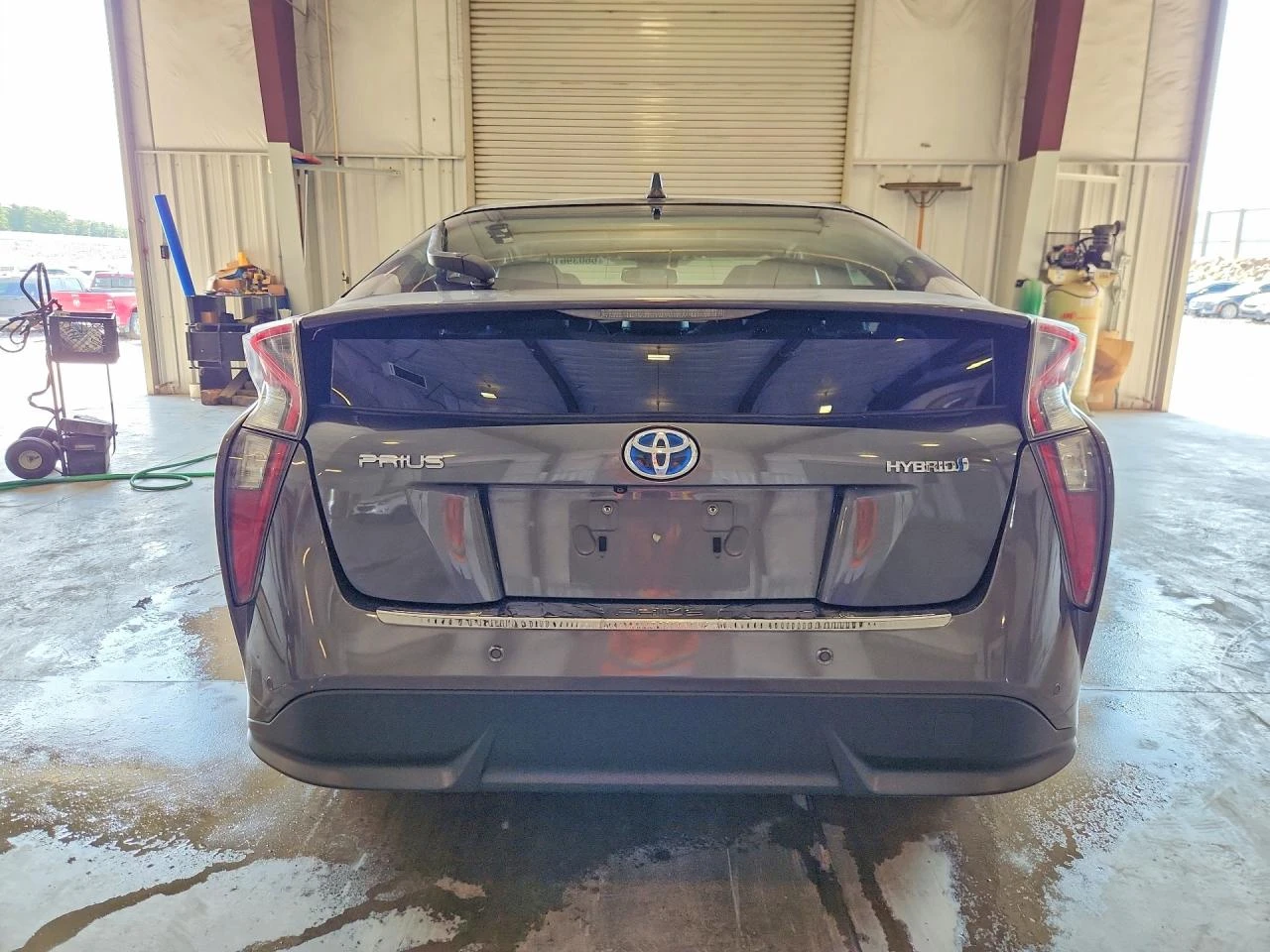 Toyota Prius 1.8l Four Touring, снимка 6 - Автомобили и джипове - 56145315