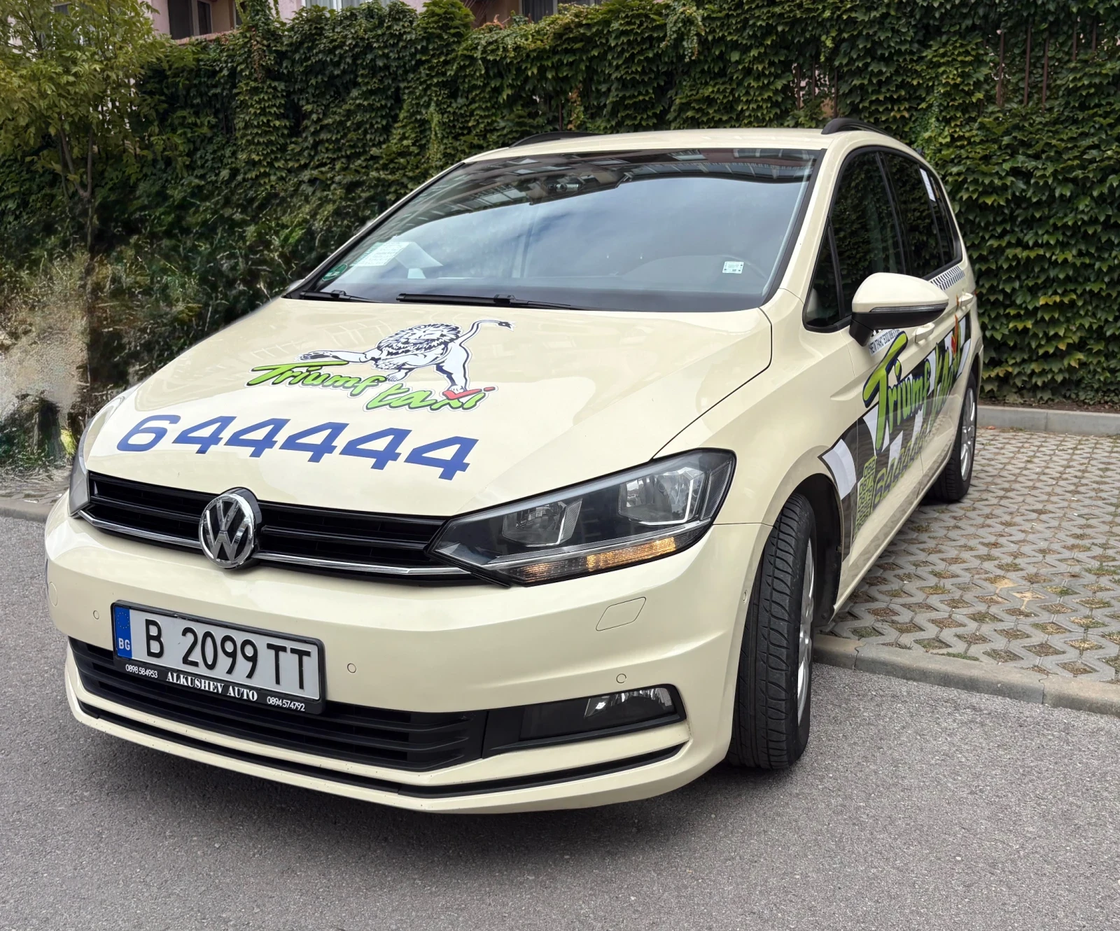 VW Touran 2.0 115hp, снимка 3 - Автомобили и джипове - 56232998