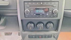 Jeep Cherokee 4X4 РЕАЛ КМ ИЗКЛЮЧИТЕЛНО СЕРВИ КНИЖК УНИКТ ОБСЛУЖН, снимка 12