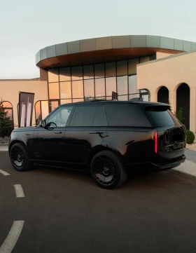 Land Rover Range rover Vogue 3.0 D350 AWD, снимка 2