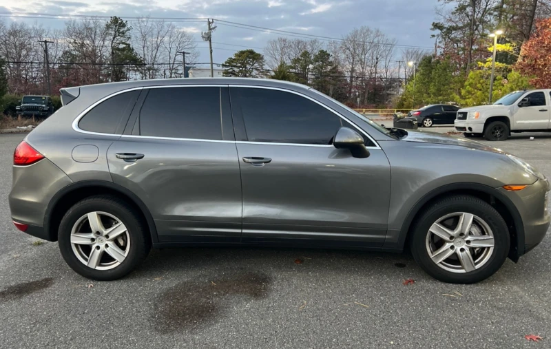 Porsche Cayenne ПОДГРЕВ* КАМЕРА* КЕЙЛЕС* СТАВА* НА* ГАЗ, снимка 4 - Автомобили и джипове - 48488066