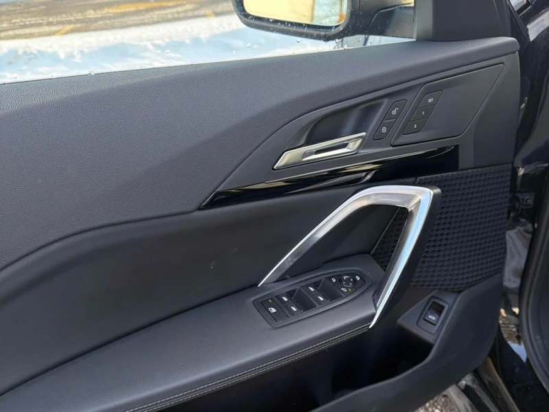 BMW X2 * xDrive28i * ПОДГРЕВИ * КАМЕРА * CARPLAY * ПАМЕТ, снимка 17 - Автомобили и джипове - 53403441