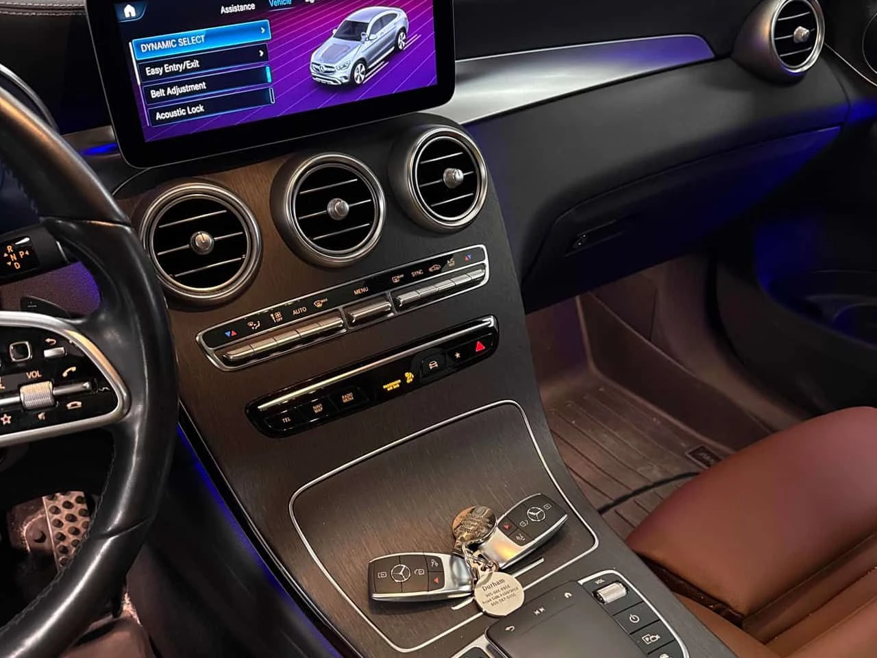 Mercedes-Benz GLC 300 ШИБИДАХ/360 КАМЕРИ/AMBIENT, снимка 9 - Автомобили и джипове - 54008479