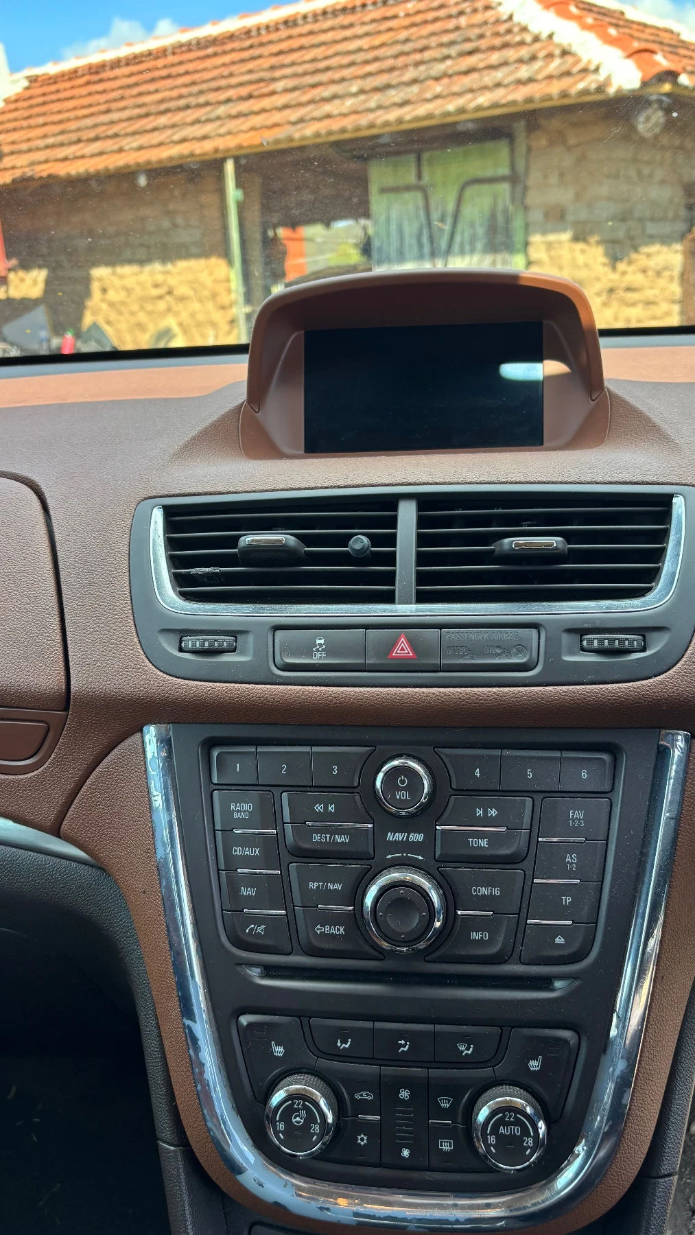 Opel Mokka, снимка 5 - Автомобили и джипове - 54173411