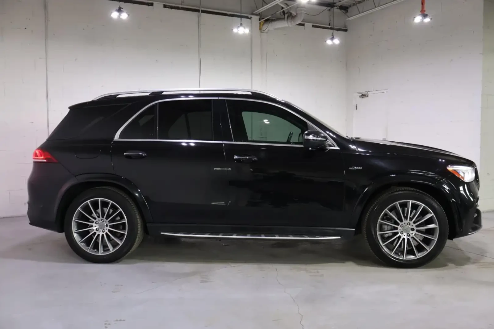 Mercedes-Benz GLE 53 4MATIC * AMG* 4MATIC+ * ПОДГРЕВ* ОБДУХВАНЕ* ПАНОРАМА* BUR, снимка 4 - Автомобили и джипове - 54923067