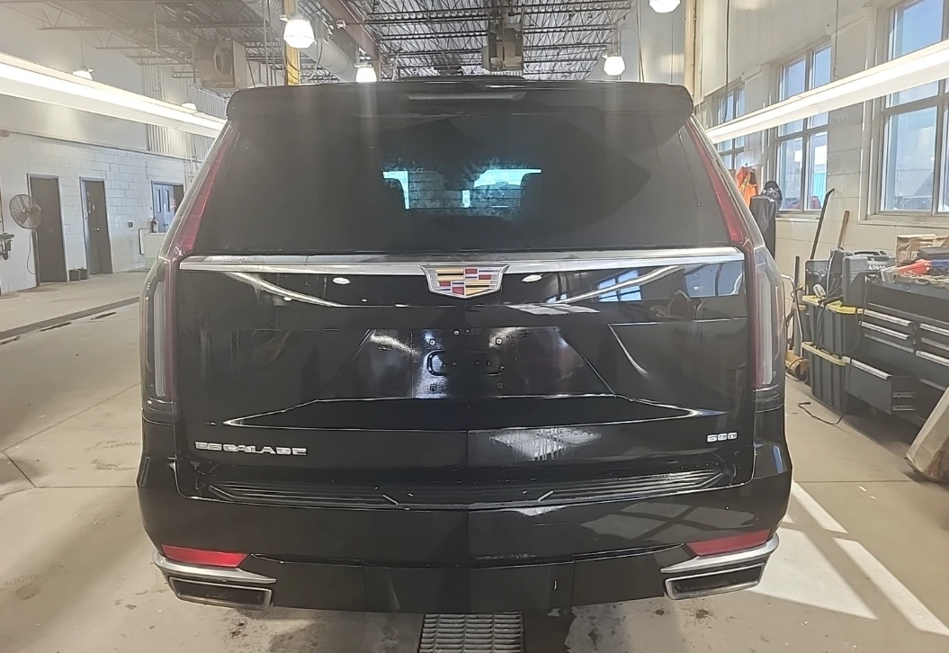 Cadillac Escalade * PREMIUM LUXURY* �����* 360* Pano* HUD* 8������*  | Mobile.bg � ����������� 3
