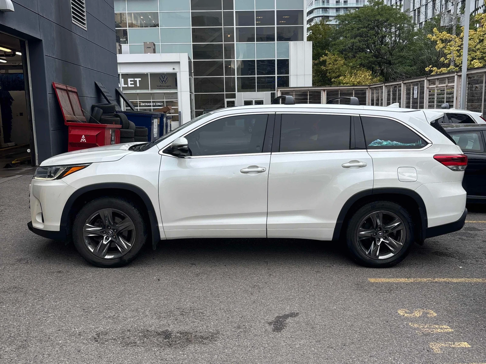 Toyota Highlander * Limited * АВТОКРЕДИТ БЕЗ ПЪРВОНАЧАЛНА ВНОСКА* , снимка 2 - Автомобили и джипове - 55936258