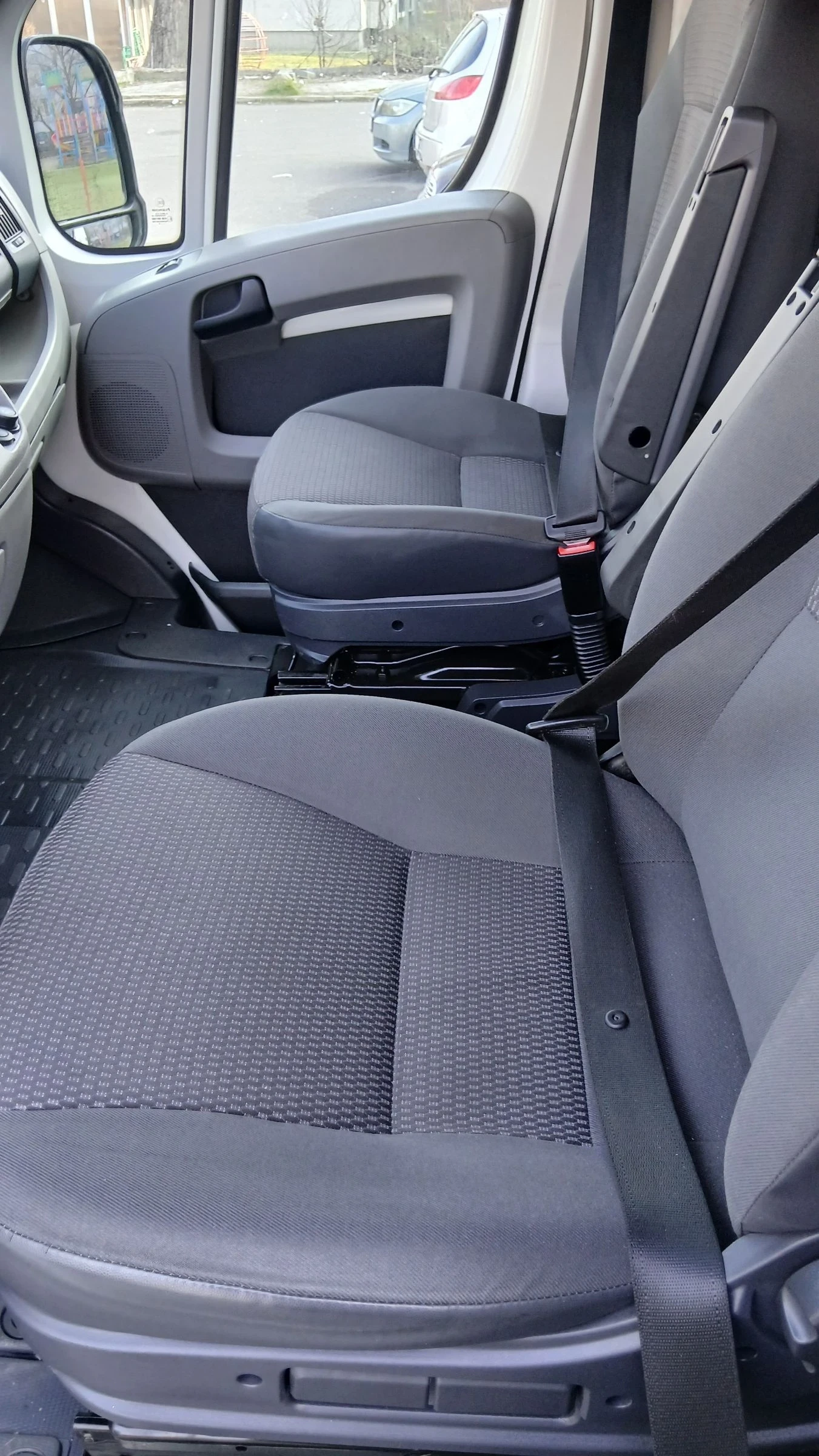 Citroen Jumper 2.2 ТОП УНИКАТ 190000КМ РЕАЛНИ, снимка 8 - Бусове и автобуси - 53732099